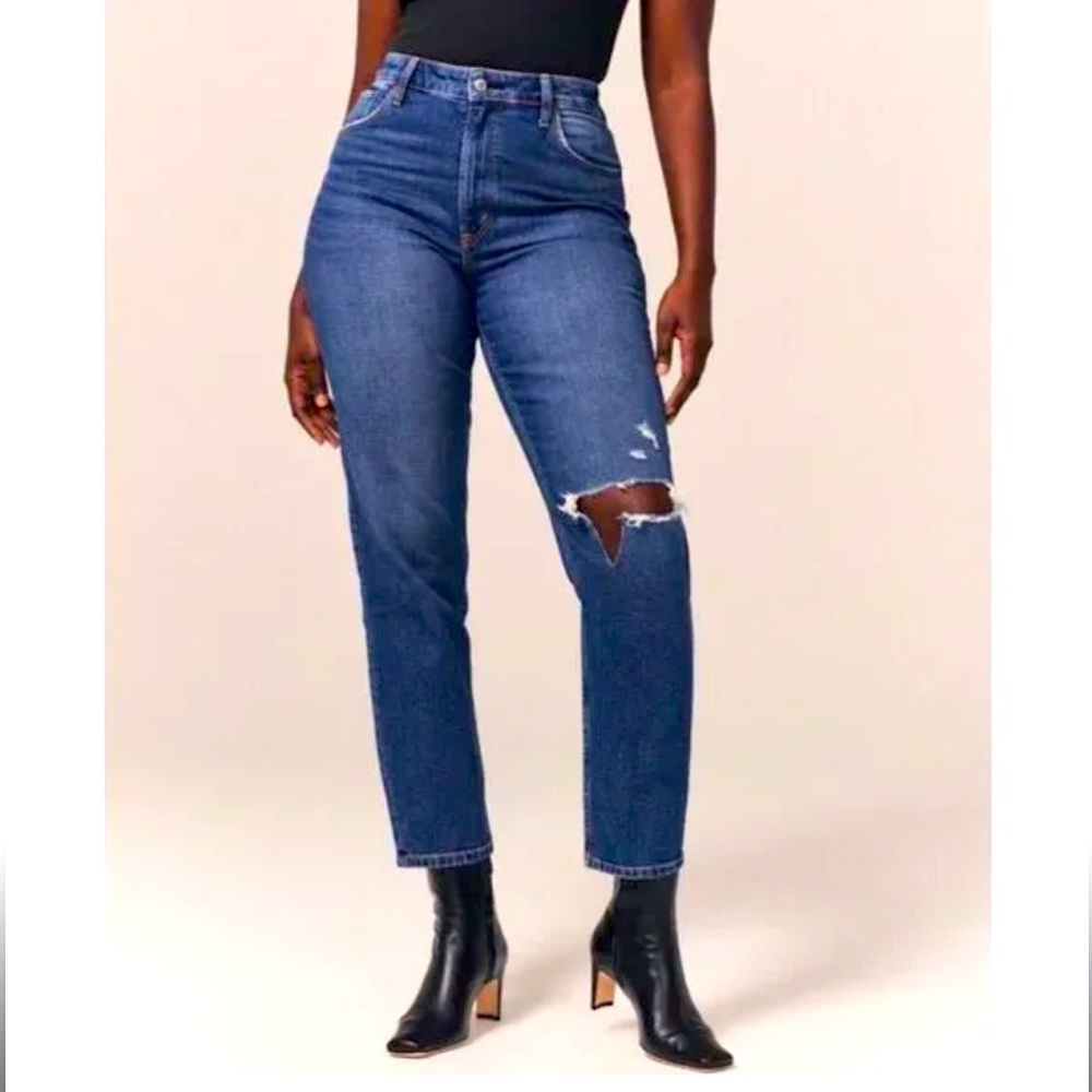 Abercrombie & Fitch Women’s High Rise The Mom Jean Curve Love in Dark Destroy 29
